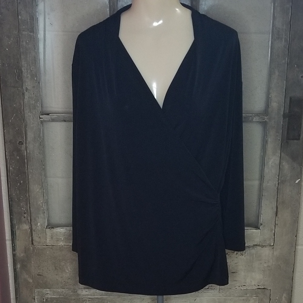 Chicos outlet blouse size 2 black